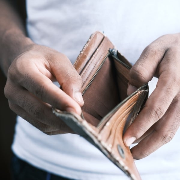 Finanzielle Belastung bei häuslicher Pflege - Geldbeutel
