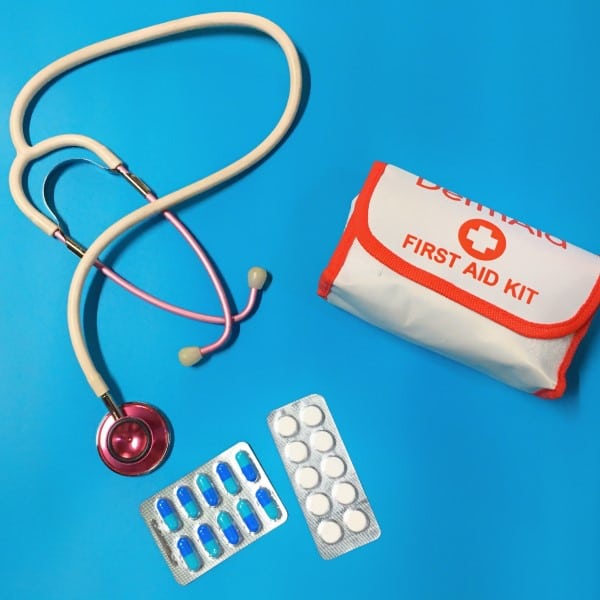 Ausrüstungsgegenstände für häusliche Pflege - First Aid